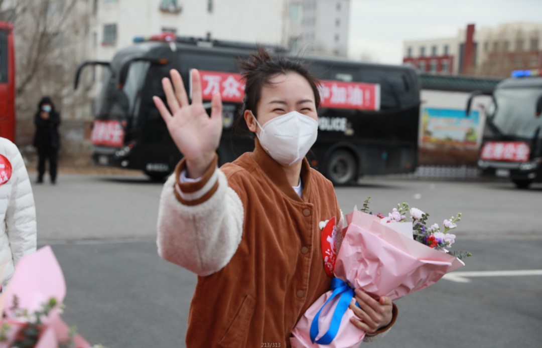 春暖花開，英雄歸來！葫蘆島市第二人民醫(yī)院支援綏中醫(yī)療隊凱旋而歸~(圖8)