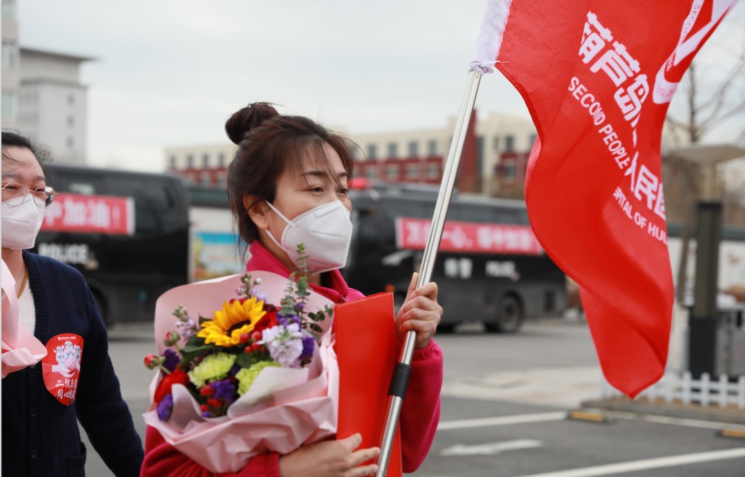 春暖花開，英雄歸來！葫蘆島市第二人民醫(yī)院支援綏中醫(yī)療隊凱旋而歸~(圖5)